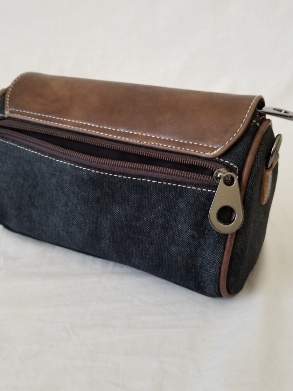 NWT! Boho Purse Shoulder Bag -Faux Leather & Denim w/Colorful Embroidered Design - Picture 5 of 10
